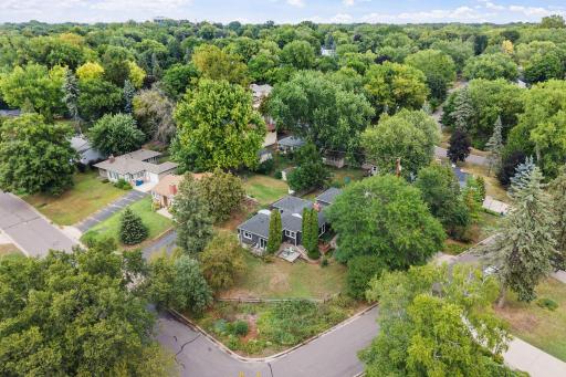 2310 Byrd Avenue N, Golden Valley, MN 55422