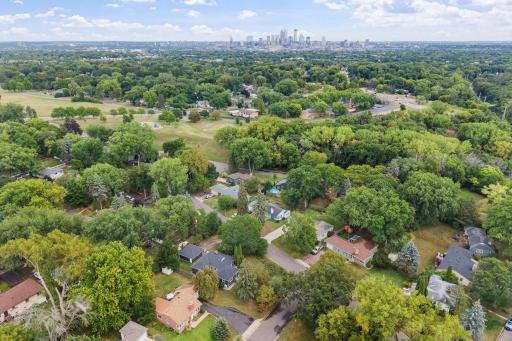 2310 Byrd Avenue N, Golden Valley, MN 55422