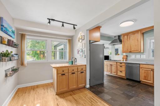 2310 Byrd Avenue N, Golden Valley, MN 55422