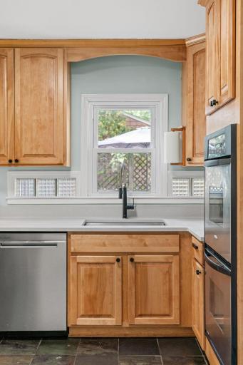 2310 Byrd Avenue N, Golden Valley, MN 55422