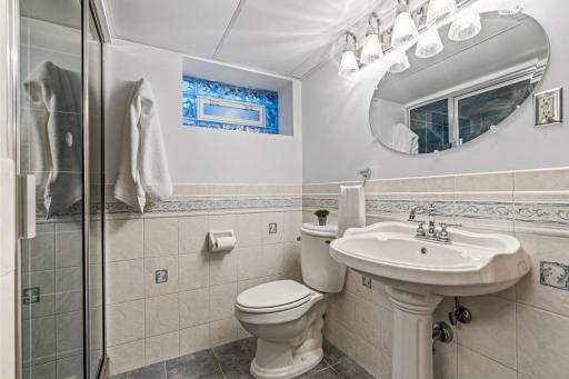 2310 Byrd Avenue N, Golden Valley, MN 55422