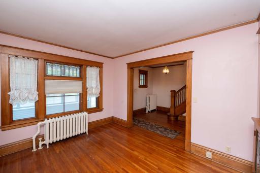 1537 Midway Parkway, Saint Paul, MN 55108