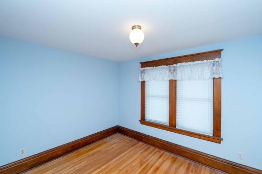 1537 Midway Parkway, Saint Paul, MN 55108