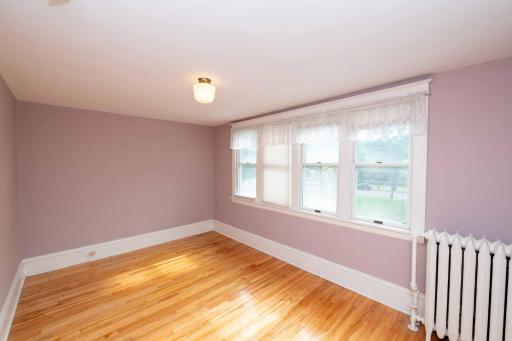 1537 Midway Parkway, Saint Paul, MN 55108