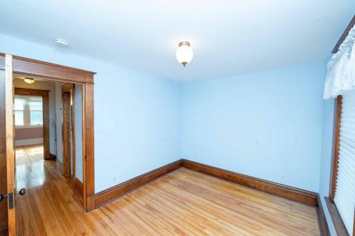 1537 Midway Parkway, Saint Paul, MN 55108