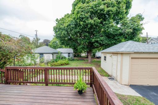 1537 Midway Parkway, Saint Paul, MN 55108