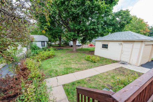 1537 Midway Parkway, Saint Paul, MN 55108