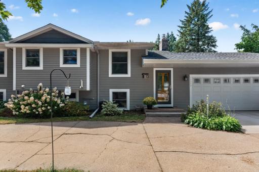 10657 Verdin Street NW, Coon Rapids, MN 55433
