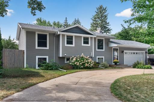 10657 Verdin Street NW, Coon Rapids, MN 55433