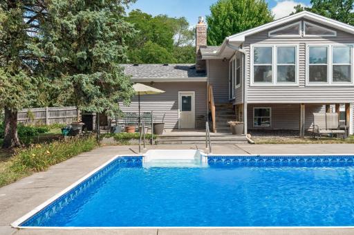 10657 Verdin Street NW, Coon Rapids, MN 55433