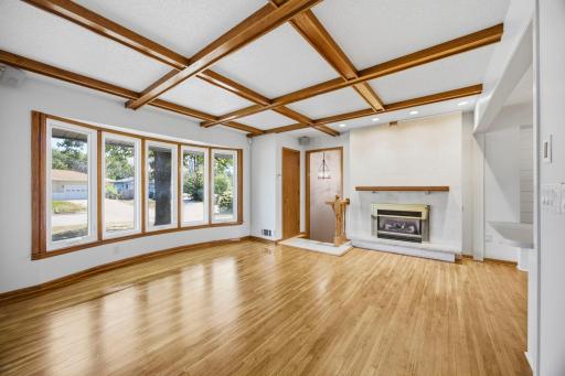7710 Quincy Street NE, Spring Lake Park, MN 55432