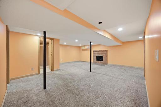 7710 Quincy Street NE, Spring Lake Park, MN 55432