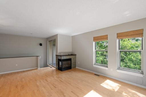 645 N 1st St, 409, Minneapolis, MN 55401