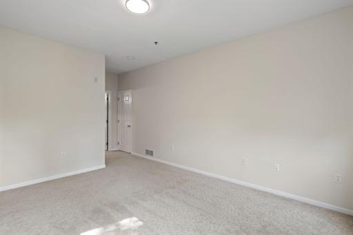 645 N 1st St, 409, Minneapolis, MN 55401