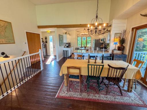 1656 Mark Court, Shakopee, MN 55379