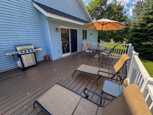 1656 Mark Court, Shakopee, MN 55379