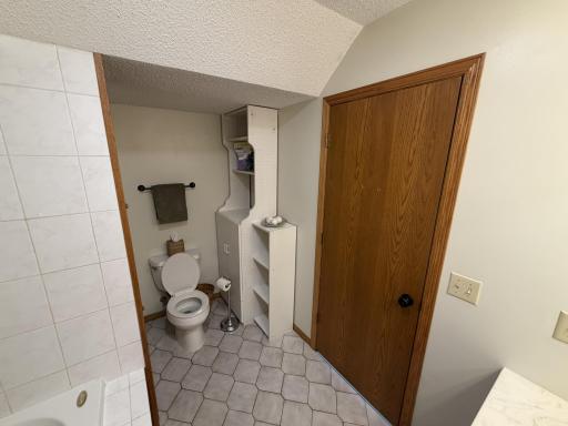 1656 Mark Court, Shakopee, MN 55379