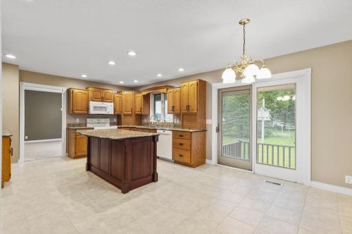 611 Dugdale Avenue, Worthington, MN 56187