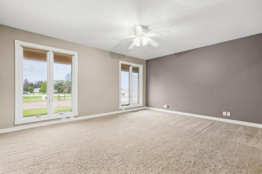 611 Dugdale Avenue, Worthington, MN 56187