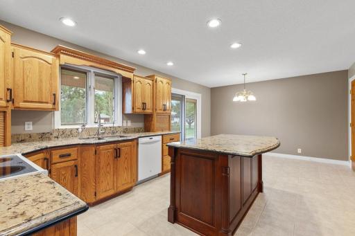 611 Dugdale Avenue, Worthington, MN 56187