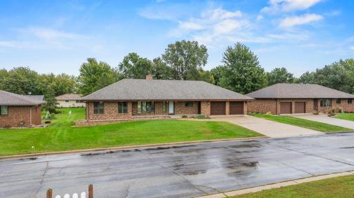 611 Dugdale Avenue, Worthington, MN 56187