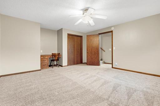 611 Dugdale Avenue, Worthington, MN 56187