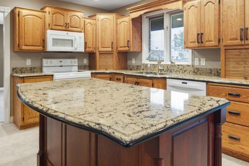 611 Dugdale Avenue, Worthington, MN 56187