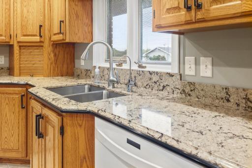 611 Dugdale Avenue, Worthington, MN 56187