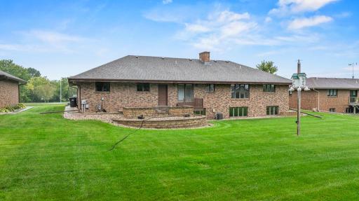 611 Dugdale Avenue, Worthington, MN 56187