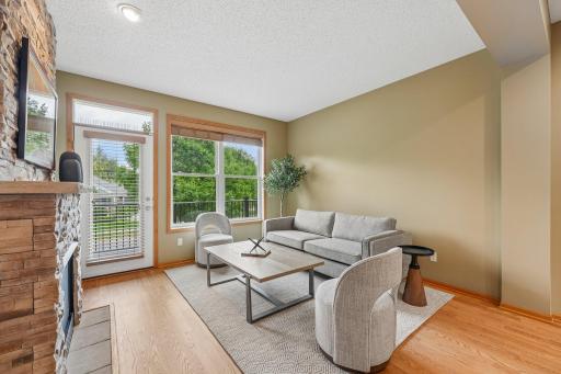 10733 Falling Water Lane, B, Saint Paul, MN 55129