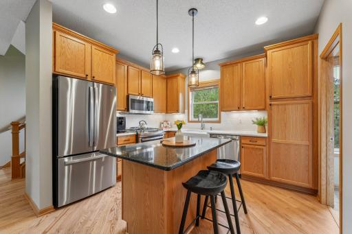 10733 Falling Water Lane, B, Saint Paul, MN 55129