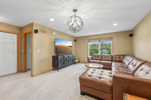 10733 Falling Water Lane, B, Saint Paul, MN 55129