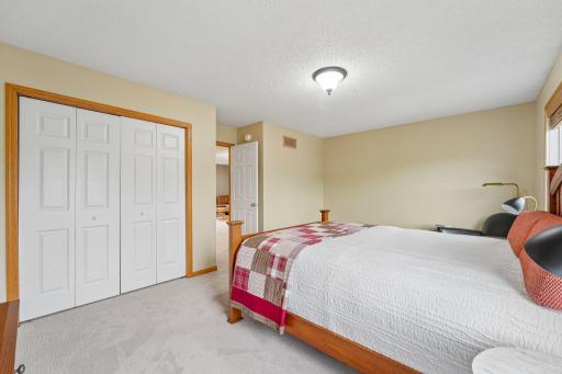 10733 Falling Water Lane, B, Saint Paul, MN 55129
