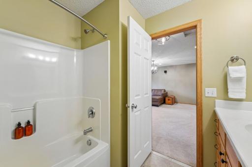 10733 Falling Water Lane, B, Saint Paul, MN 55129