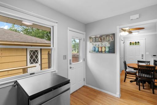 2726 Dellwood Street, Roseville, MN 55113