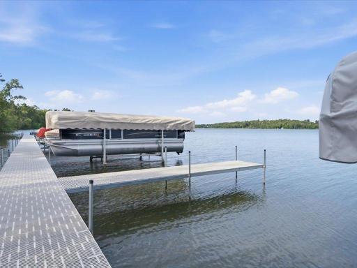 Stable Dock with options