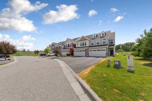 762 Stonegate Road, Chanhassen, MN 55317
