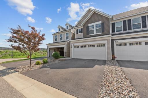 762 Stonegate Road, Chanhassen, MN 55317