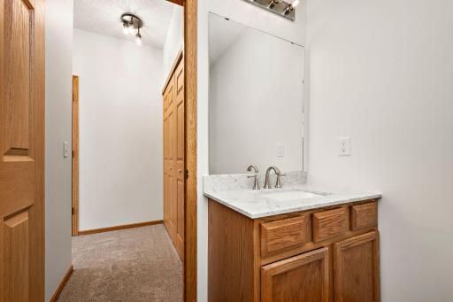 18275 Kerrville Trail, 402, Lakeville, MN 55044