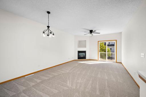 18275 Kerrville Trail, 402, Lakeville, MN 55044