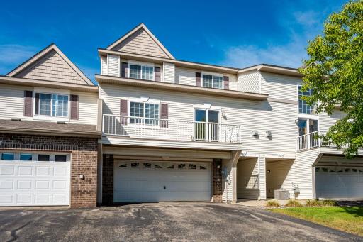 Welcome to this 3 bedroom 2 bathroom townhome ready for its new owner!