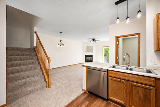 18275 Kerrville Trail, 402, Lakeville, MN 55044