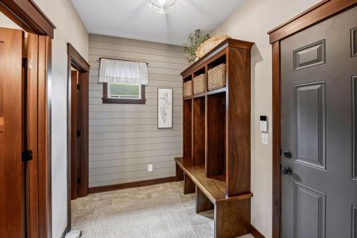 5814 Sunnybrook Circle, Minnetrista, MN 55364