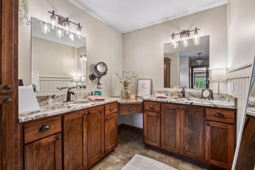 5814 Sunnybrook Circle, Minnetrista, MN 55364