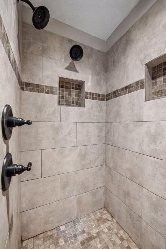 5814 Sunnybrook Circle, Minnetrista, MN 55364