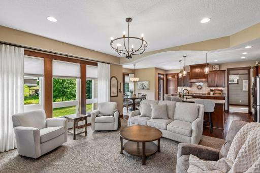 5814 Sunnybrook Circle, Minnetrista, MN 55364