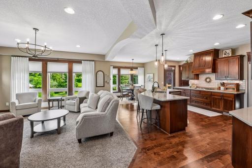 5814 Sunnybrook Circle, Minnetrista, MN 55364