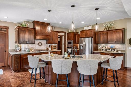5814 Sunnybrook Circle, Minnetrista, MN 55364