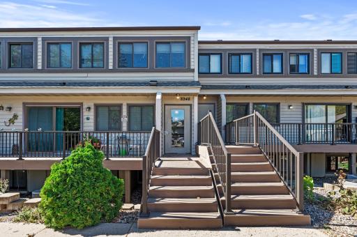 Photo for 8948 Neill Lake Road, 155E, Eden Prairie, MN 55347 - listing #7135696 8948 Neill Lake Road, 155E, Eden Prairie, MN 55347