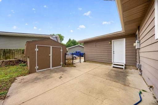 402 Sunset Court NE, Stewartville, MN 55976
